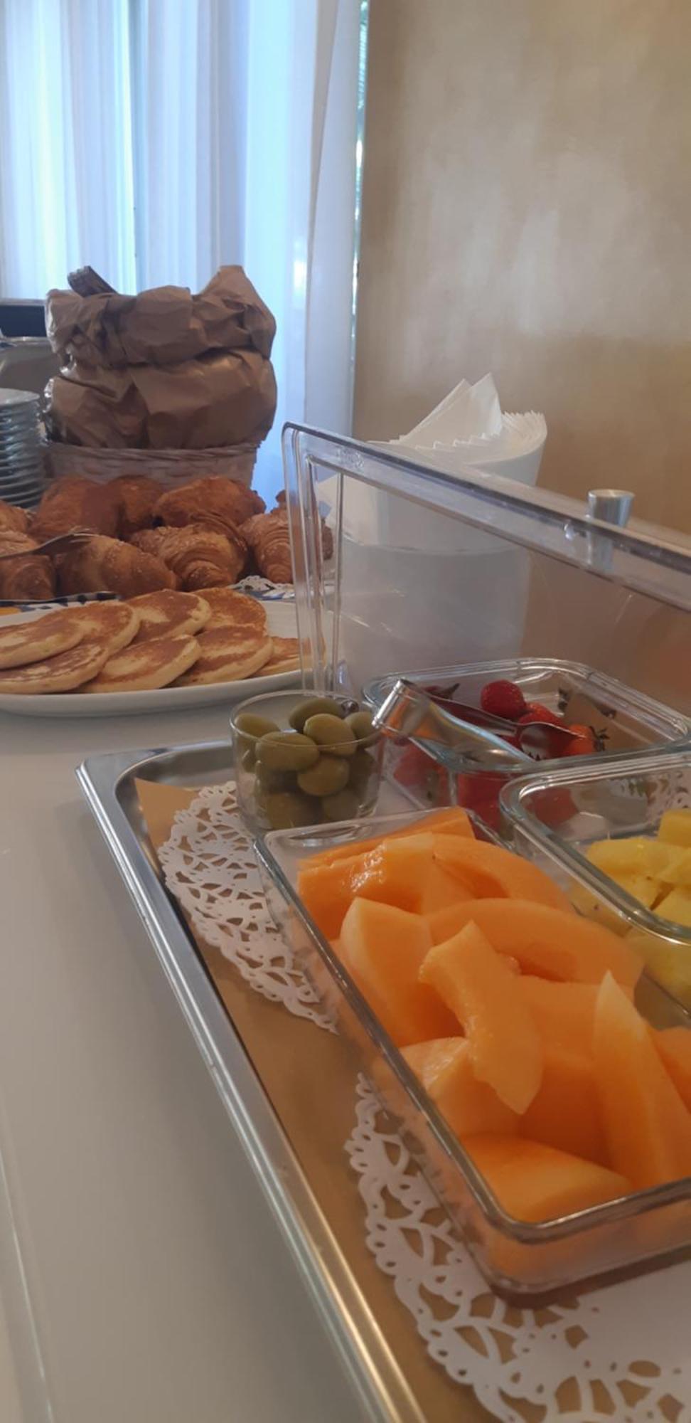 Hotel Tre Corone Garda  Dış mekan fotoğraf
