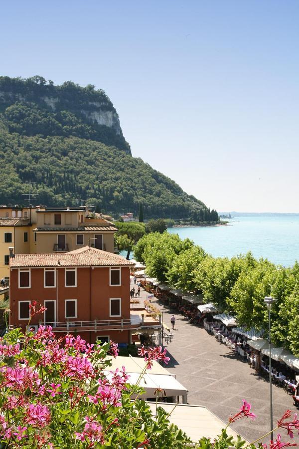 Hotel Tre Corone Garda  Dış mekan fotoğraf